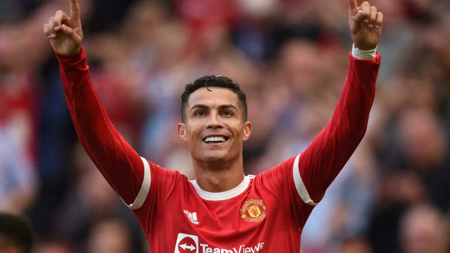 Cristiano Ronaldo Returns to Manchester United After 12 Years