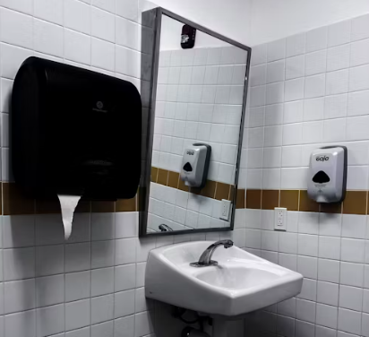 Toilet Talk: Ranking the School's Restrooms